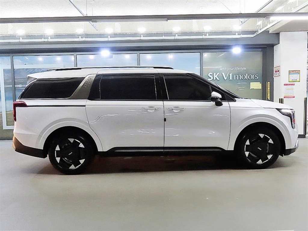 KIA Carnival - Vista 3