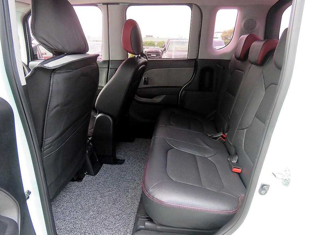 KIA Ray - Vista 9