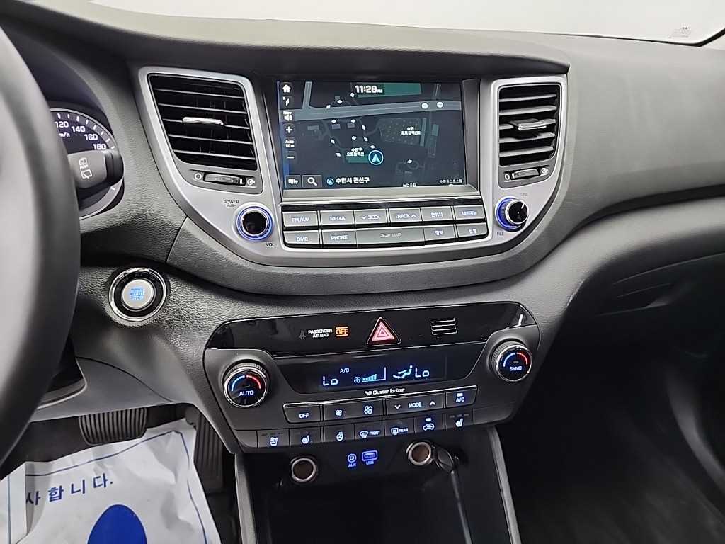 HYUNDAI Tucson - Vista 12