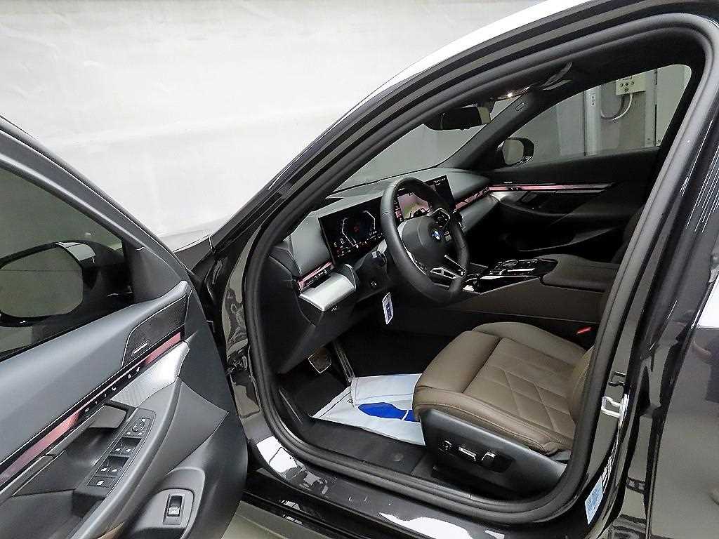 BMW 5 Series - Vista 7
