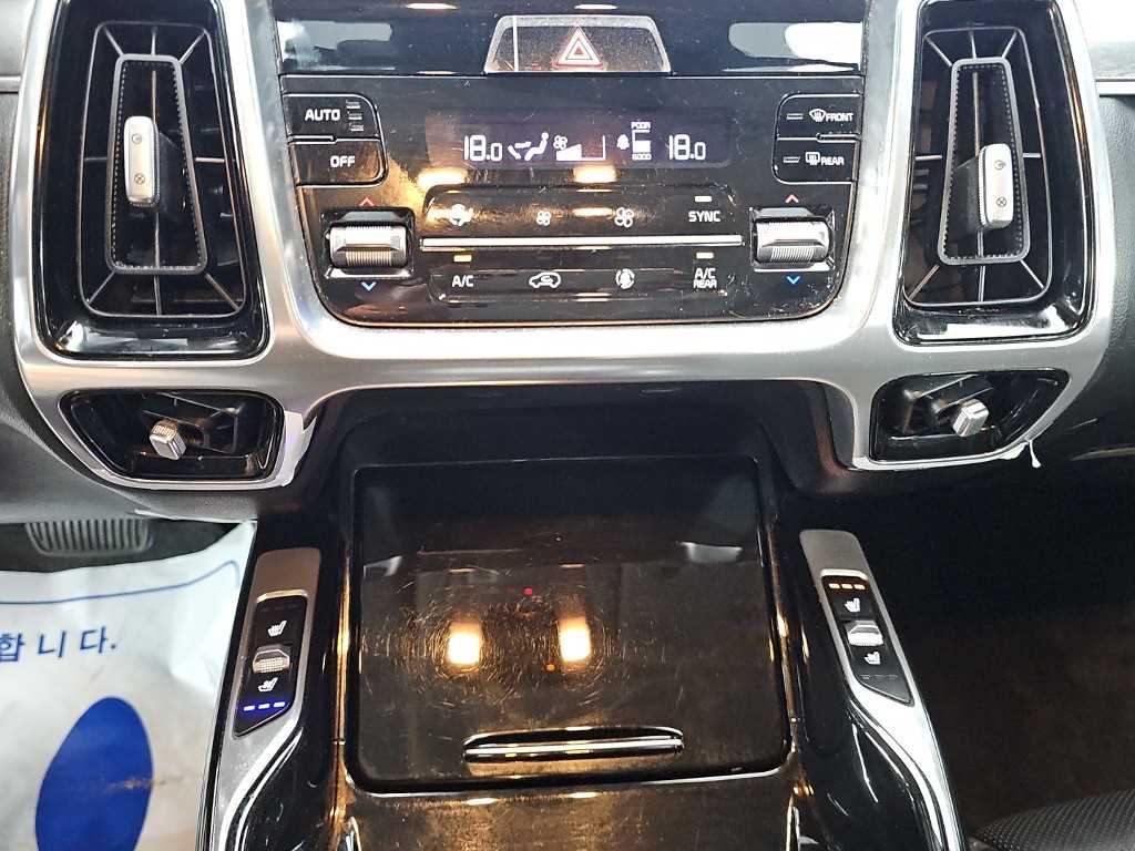 KIA Sorento - Vista 12