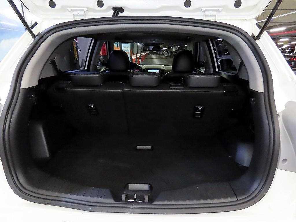 Ssangyong Tivoli 2018 Blanco - Importación desde Corea - HF Imports Iquique - Foto 20