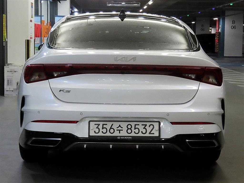 KIA K5 - Vista 7