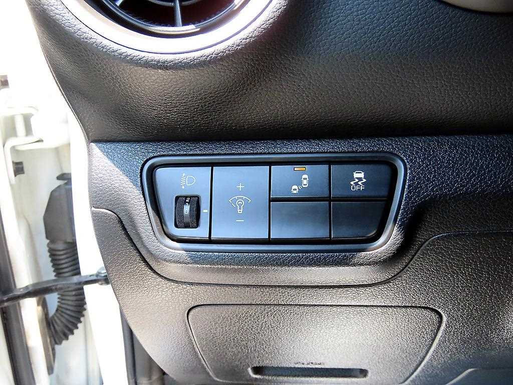 KIA K3 2018 Blanco - Importación desde Corea - HF Imports Iquique - Foto 14