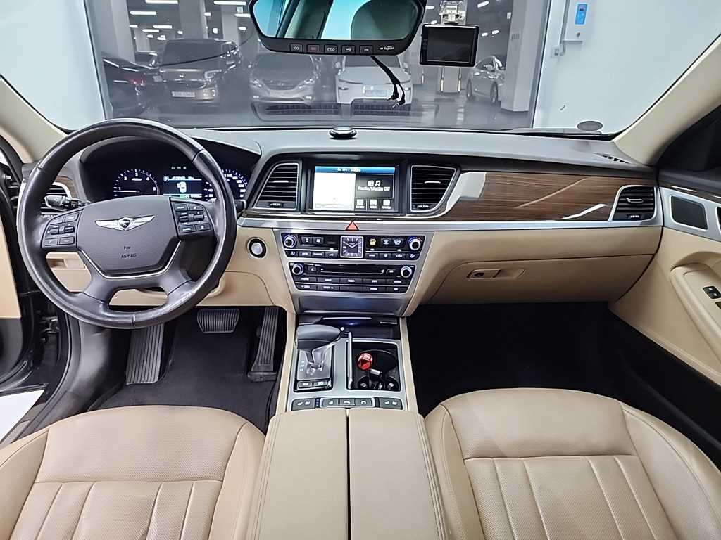 Genesis G80 - Vista 9