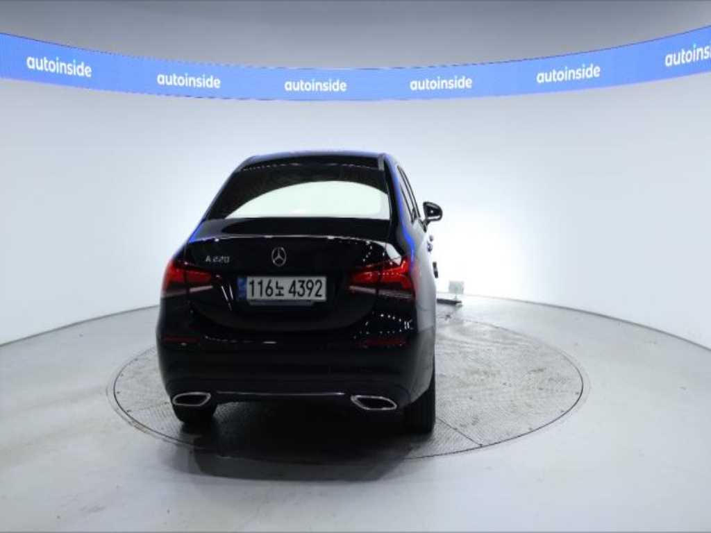 Mercedes Benz A Class - Vista 4