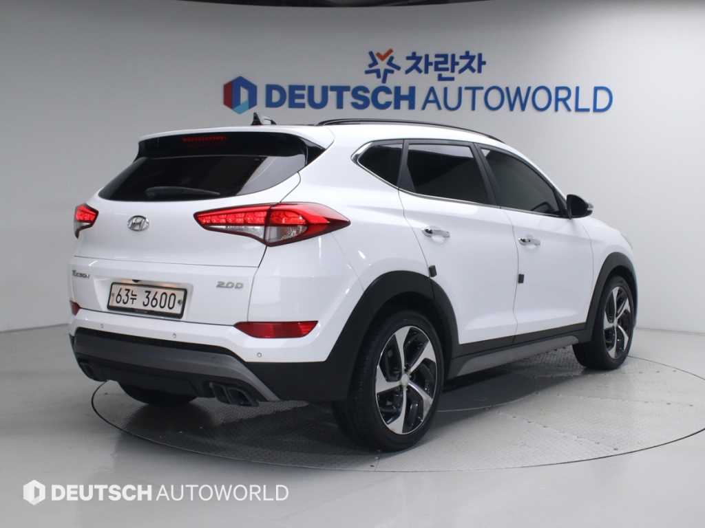 HYUNDAI Tucson - Vista 2