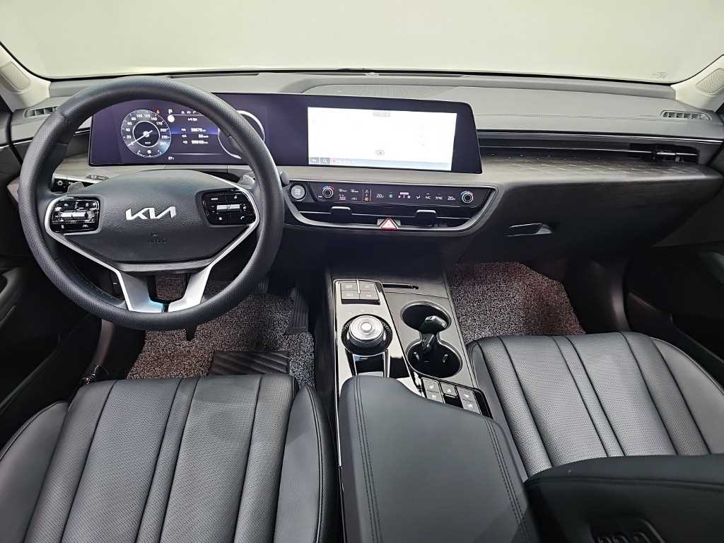 KIA K8 - Vista 9