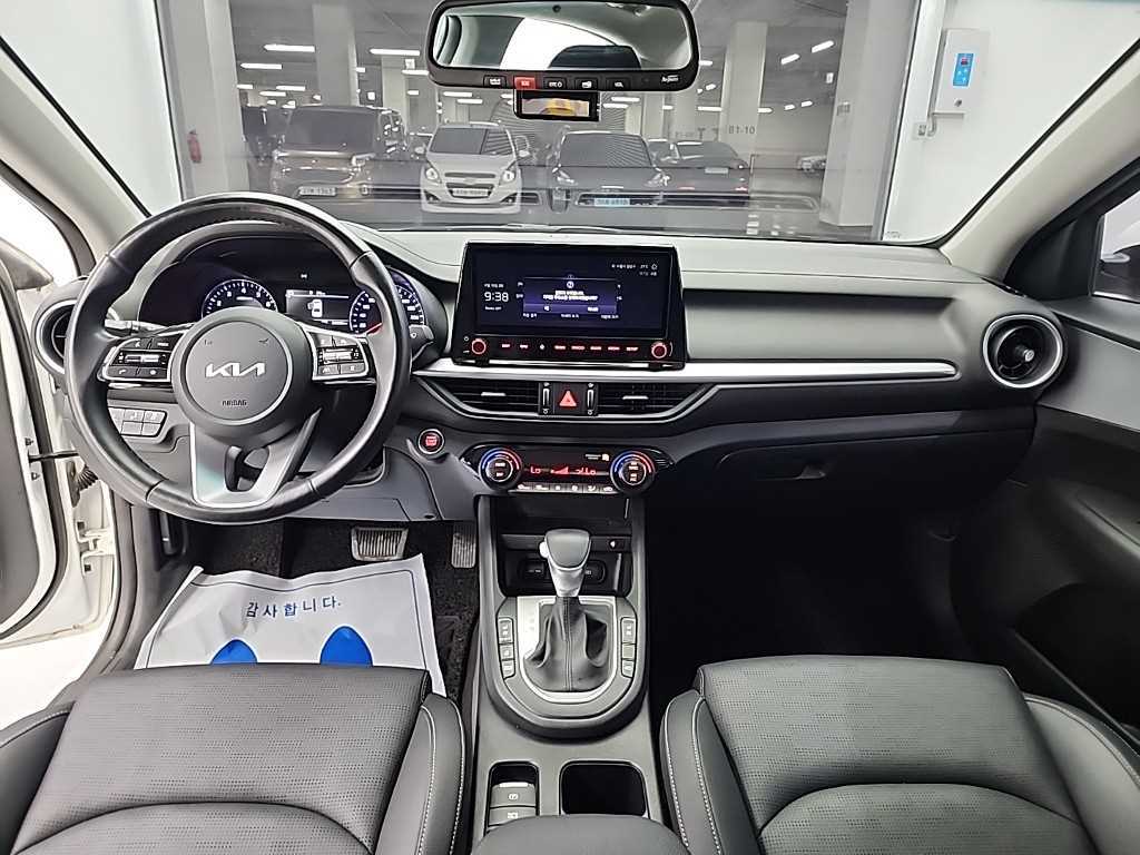 KIA K3 - Vista 9