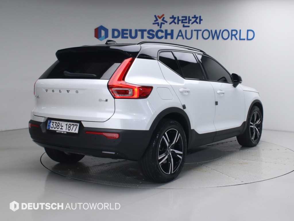 Volvo XC40 - Vista 2