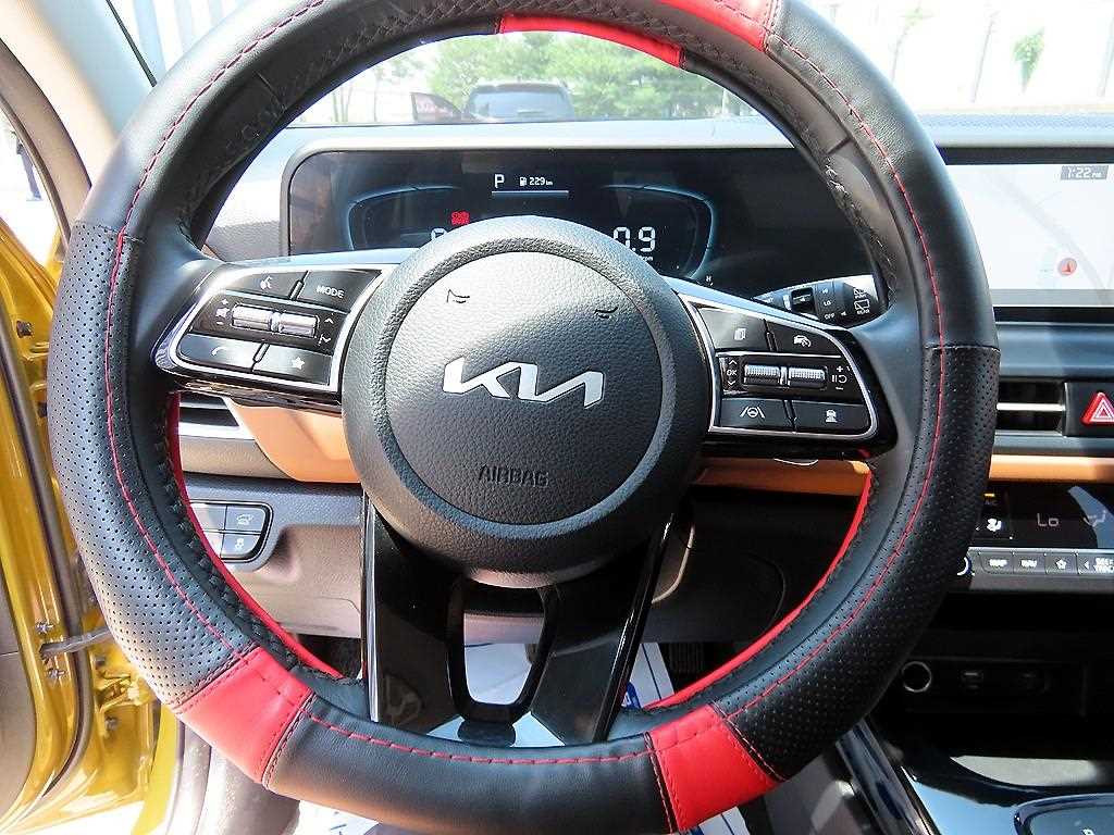 KIA Seltos - Vista 8