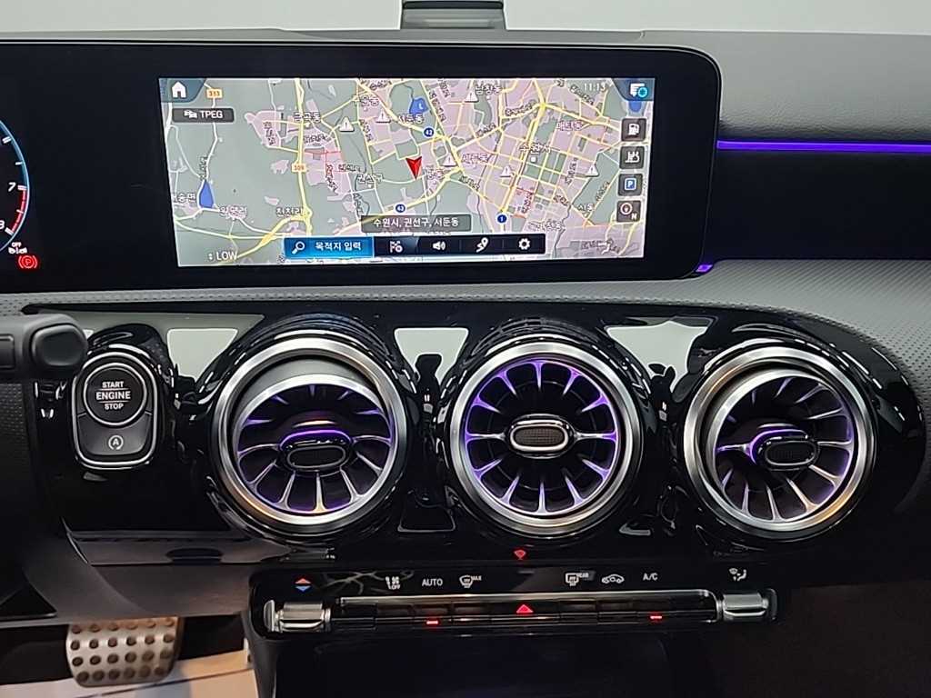 Mercedes Benz A Class - Vista 12