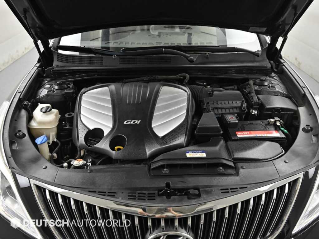 HYUNDAI Grandeur - Vista 8