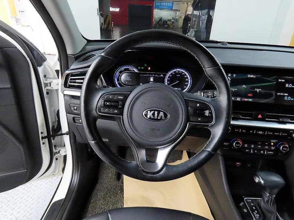 KIA Niro - Vista 11