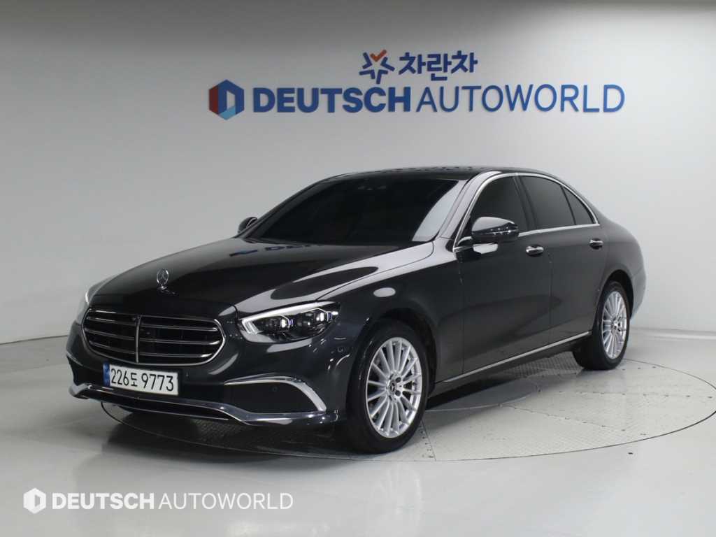 Mercedes Benz E class 2023 Gris - Importación desde Corea - HF Imports Iquique - Foto 1
