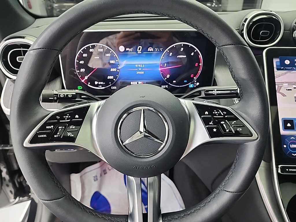 Mercedes Benz GLC Class - Vista 11