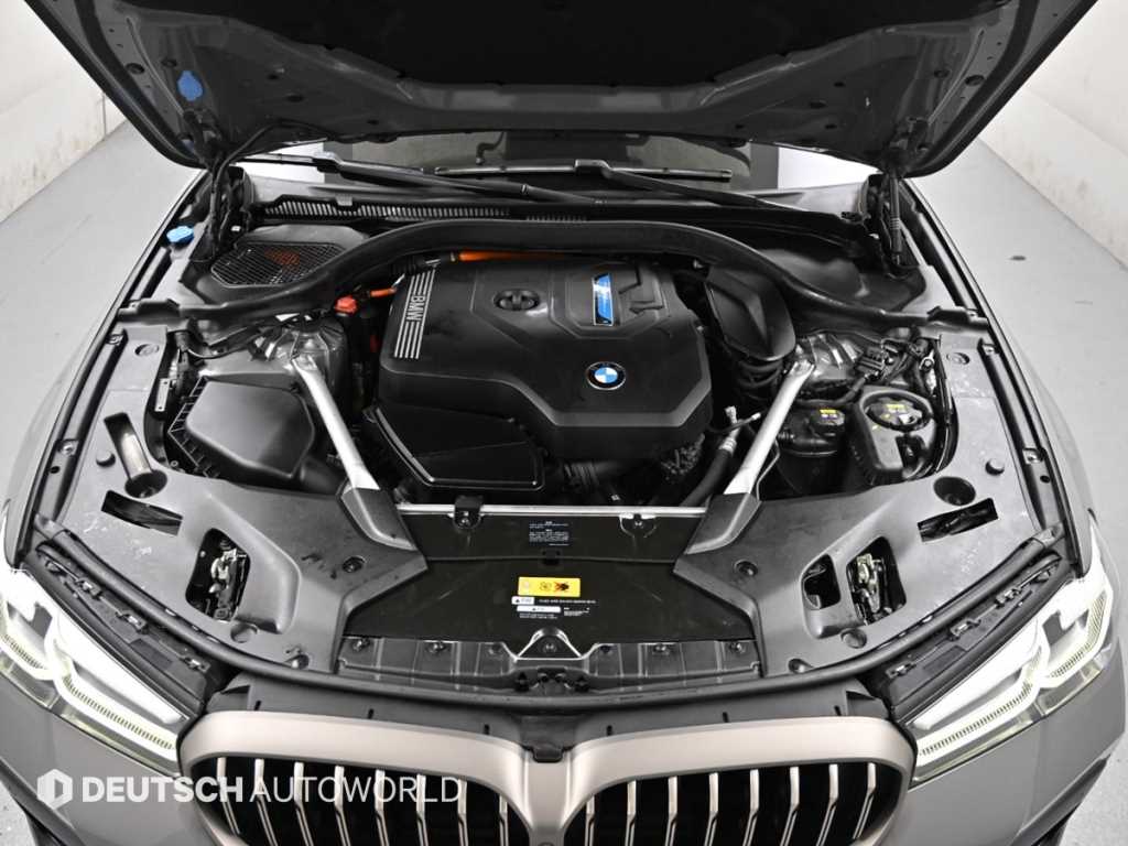 BMW 5 Series - Vista 8