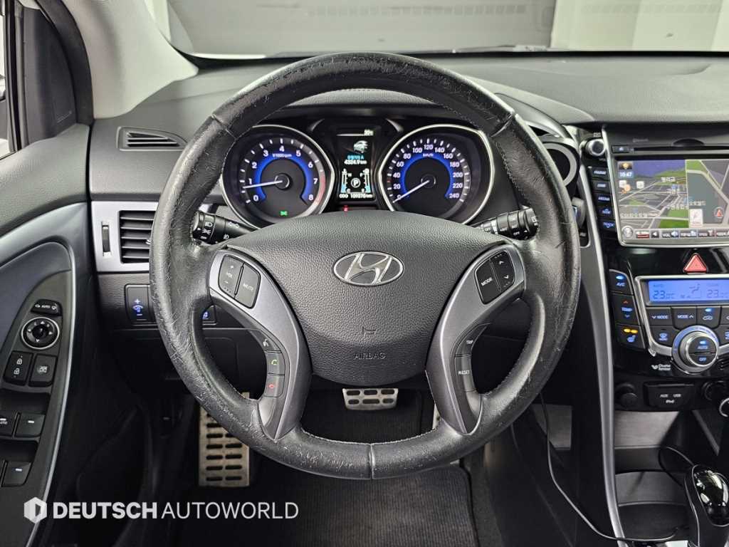 HYUNDAI i30 2012 Blanco - Importación desde Corea - HF Imports Iquique - Foto 15