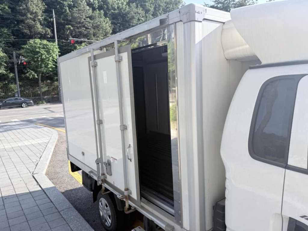 Small Truck Top_Refrigerator Top - Vista 9