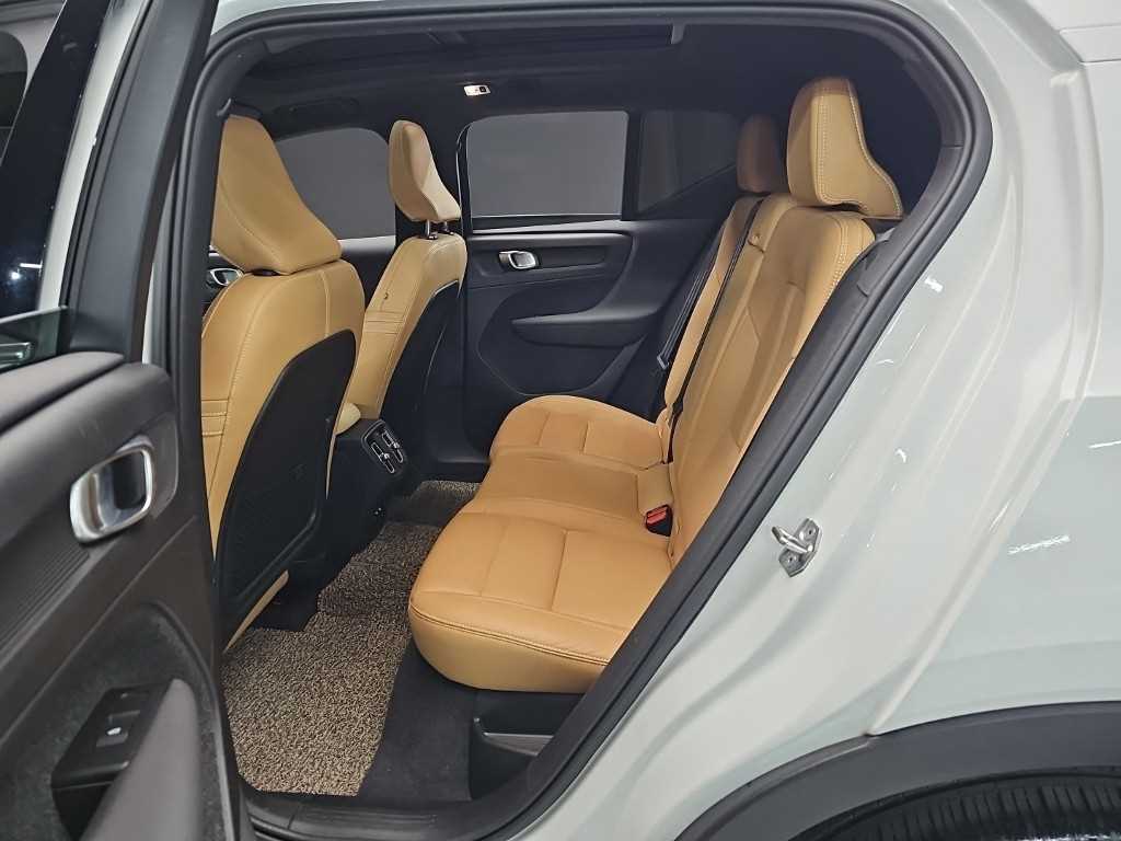 Volvo XC40 2021 - Importación desde Corea - HF Imports Iquique - Foto 14