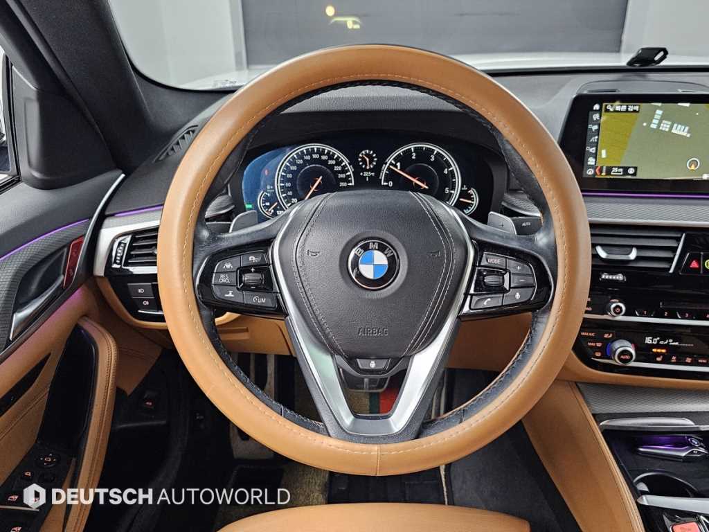 BMW 5 Series 2018 Blanco - Importación desde Corea - HF Imports Iquique - Foto 15