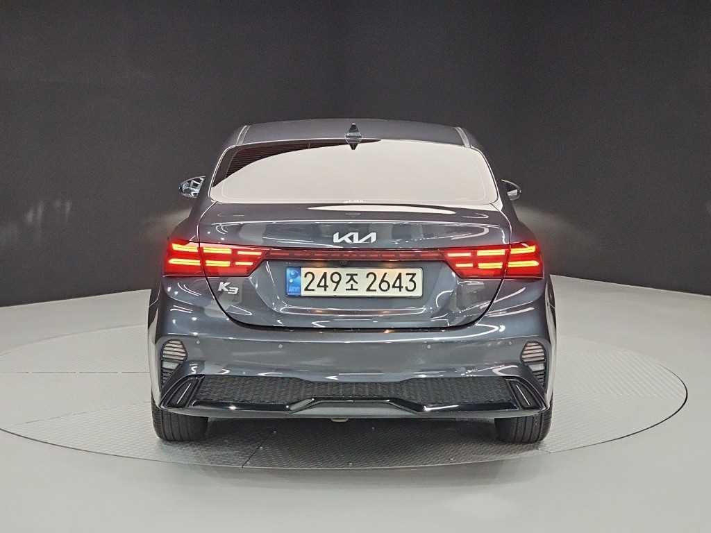 KIA K3 - Vista 3