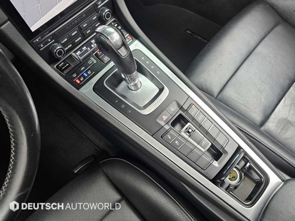 Porsche 718 - Vista 11