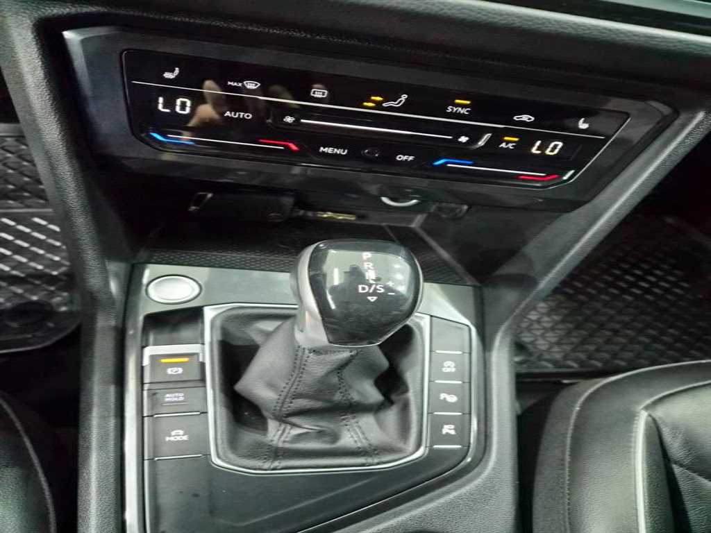 Volkswagen Tiguan 2022 Blanco - Importación desde Corea - HF Imports Iquique - Foto 18