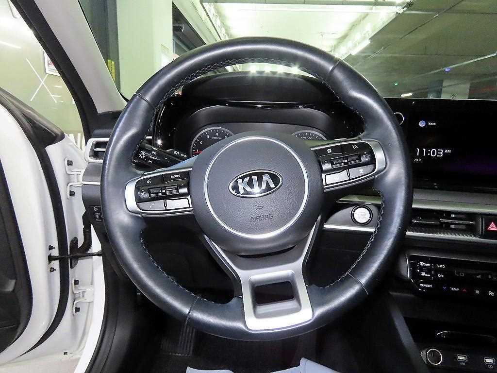 KIA K5 - Vista 10