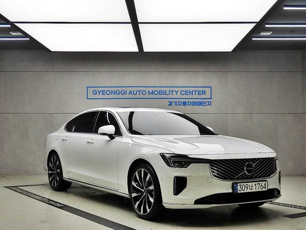 Volvo S90 2025 Blanco - Importación desde Corea - HF Imports Iquique - Foto 1