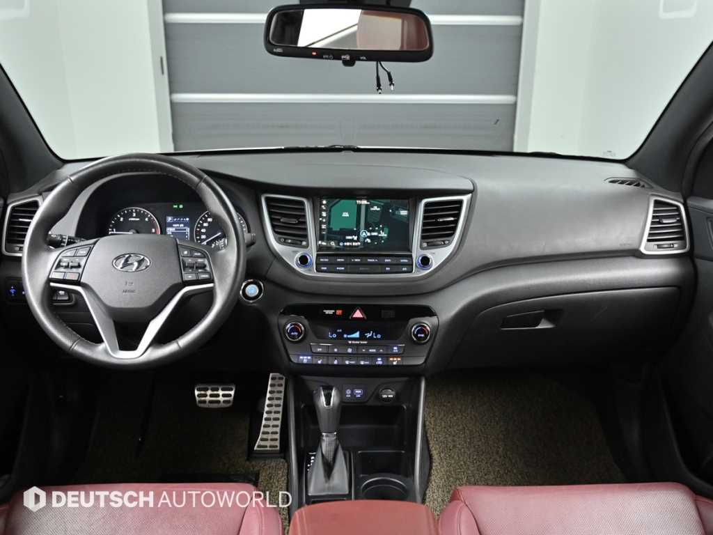 HYUNDAI Tucson - Vista 9