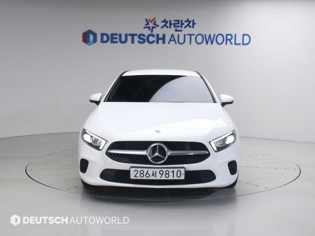 Mercedes Benz A Class - Vista 3