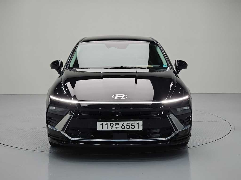 HYUNDAI Sonata - Vista 2