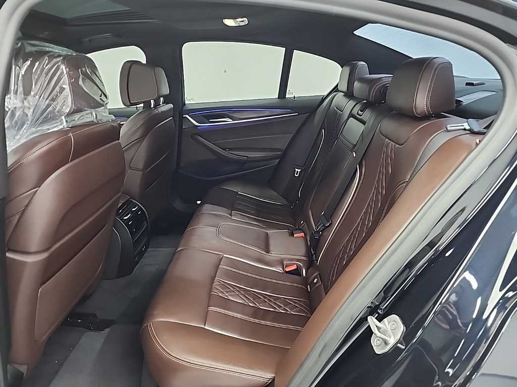 BMW 5 Series 2021 Negro - Importación desde Corea - HF Imports Iquique - Foto 14
