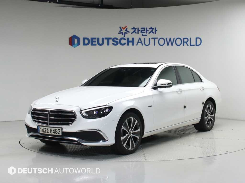Mercedes Benz E class 2021 Blanco - Importación desde Corea - HF Imports Iquique - Foto 1