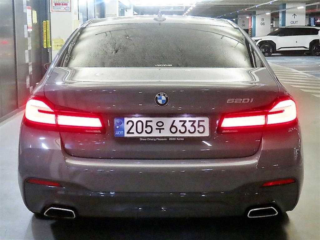 BMW 5 Series - Vista 7
