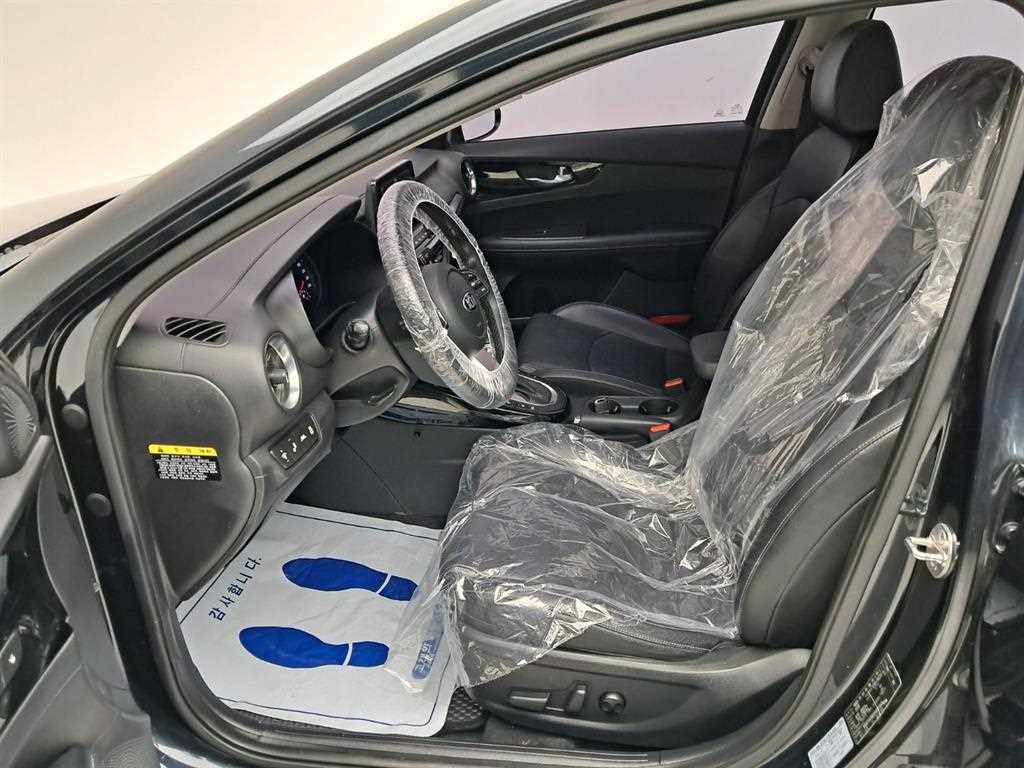 KIA K3 2018 Azul - Importación desde Corea - HF Imports Iquique - Foto 13