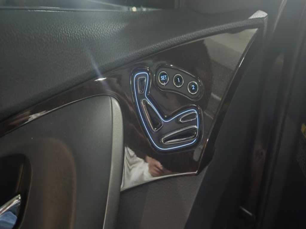 HYUNDAI Grandeur - Vista 12