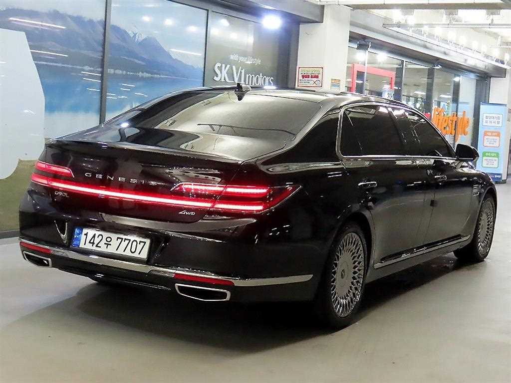 Genesis G90 - Vista 6
