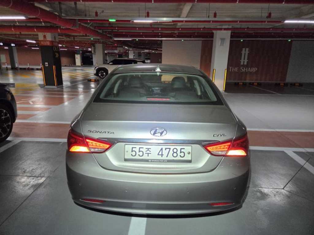 HYUNDAI Sonata - Vista 2