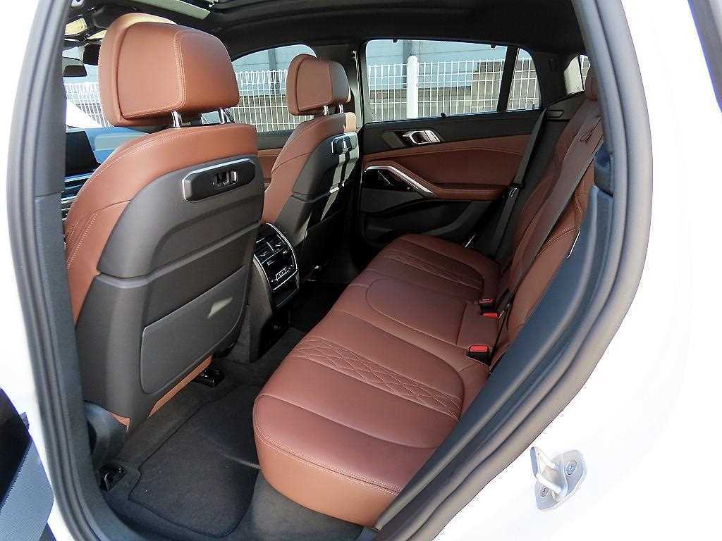 BMW X6 - Vista 8