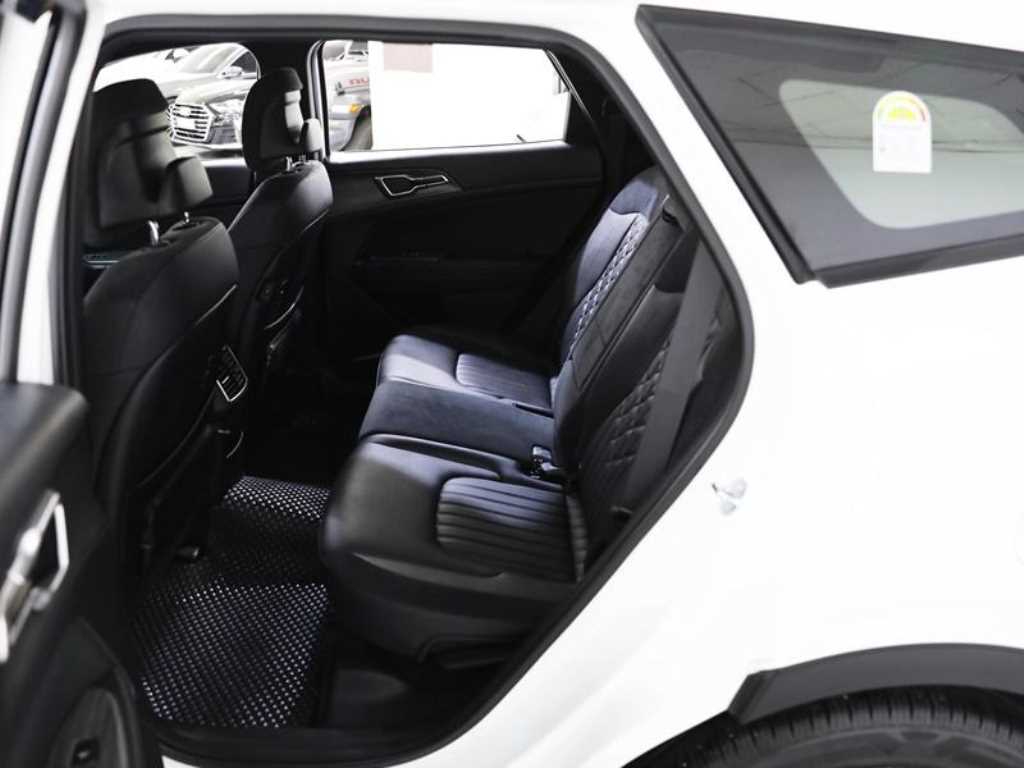 KIA Sportage - Vista 11