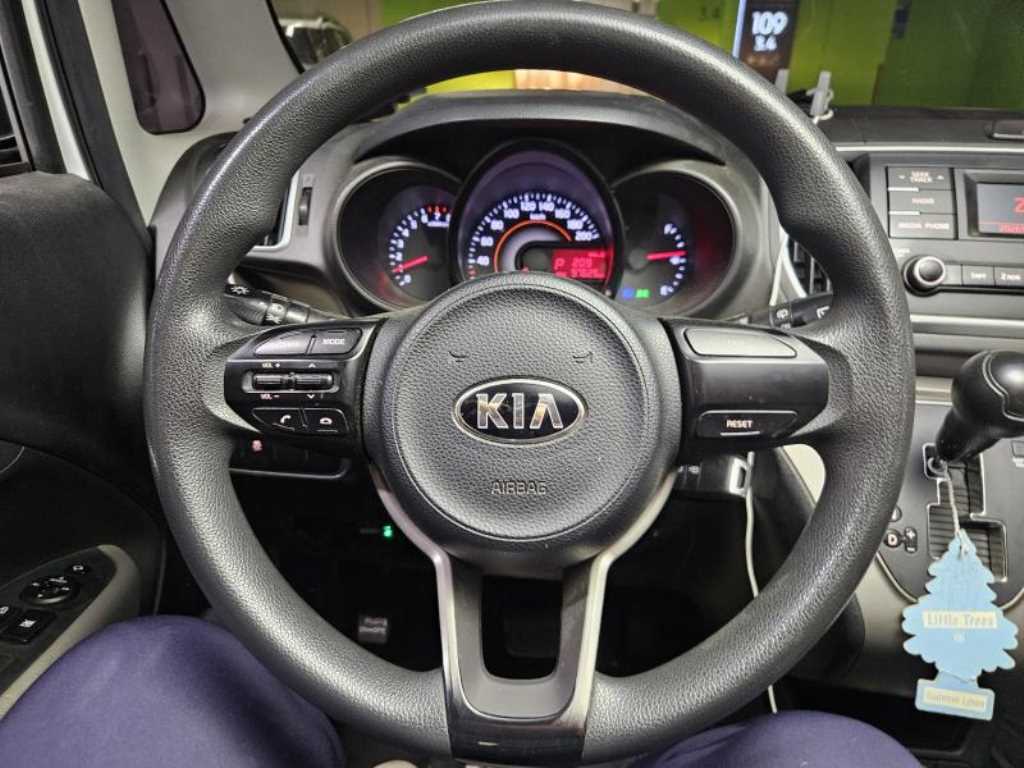 KIA Ray - Vista 7