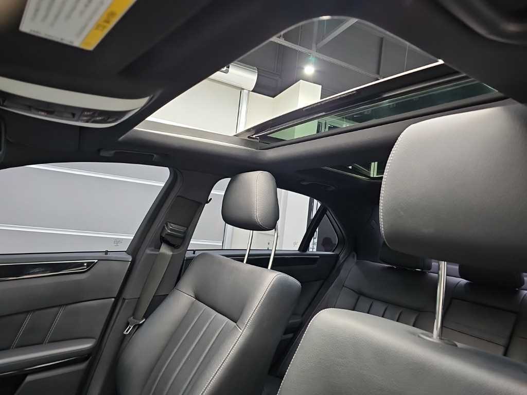Mercedes Benz E class 2015 Plateado - Importación desde Corea - HF Imports Iquique - Foto 16