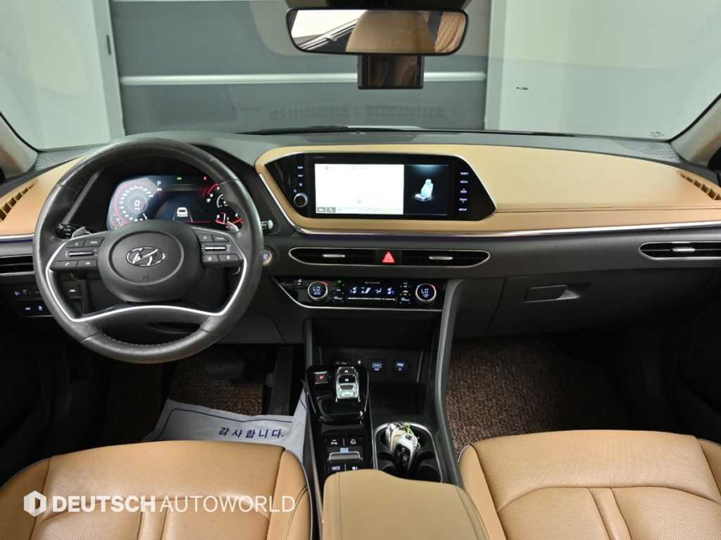 HYUNDAI Sonata - Vista 9
