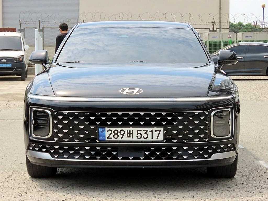 HYUNDAI Grandeur - Vista 2