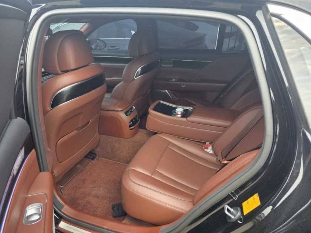 Genesis G90 2024 Negro - Importación desde Corea - HF Imports Iquique - Foto 13
