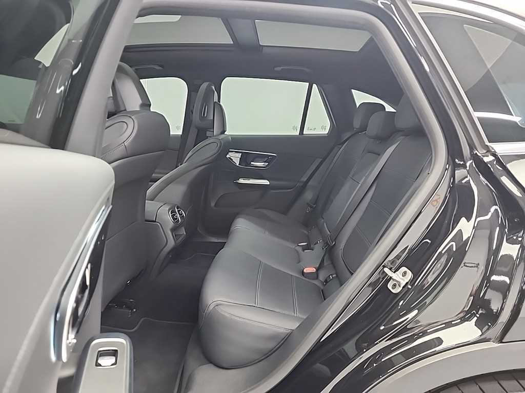 Mercedes Benz GLC Class 2024 Negro - Importación desde Corea - HF Imports Iquique - Foto 14