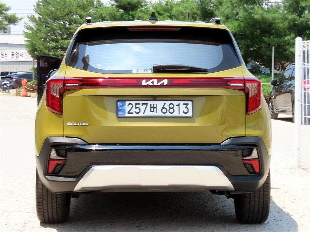 KIA Seltos - Vista 4