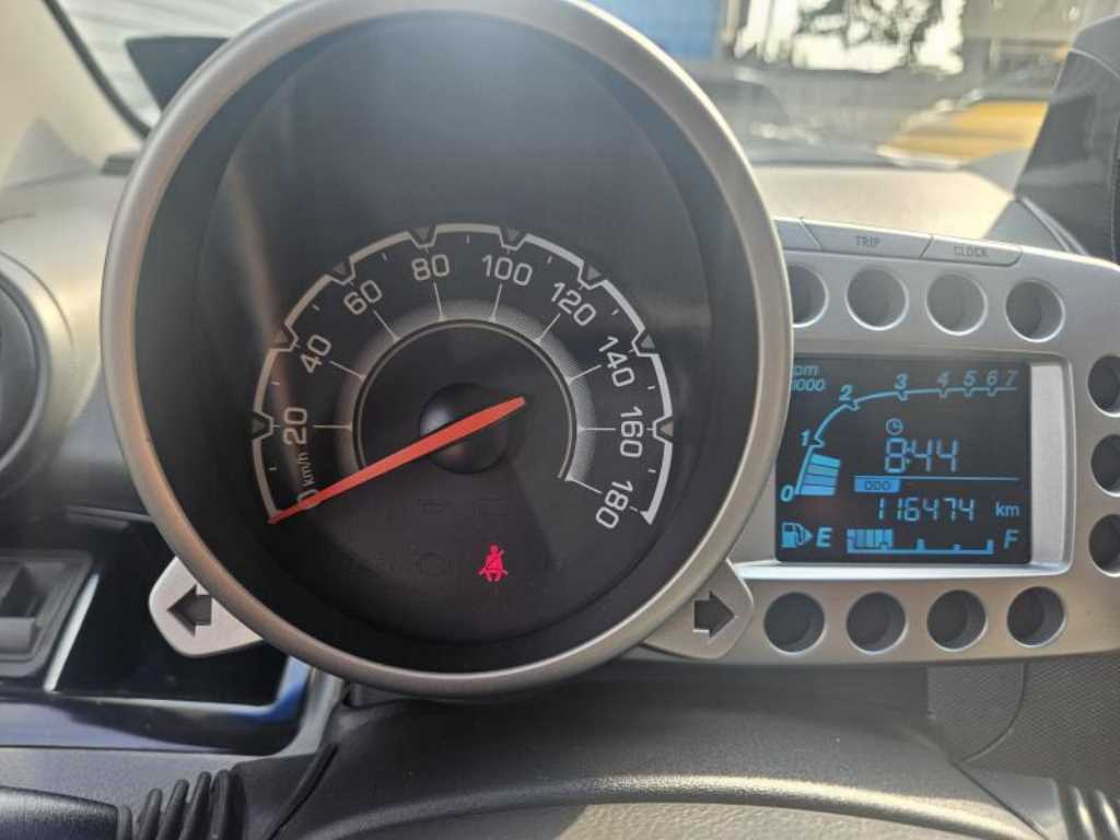 Chevrolet Spark - Vista 7